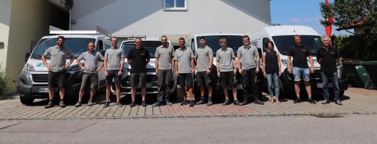 Team Rumpeltes Bad Heizung Foto mit allen Mitarbeitern